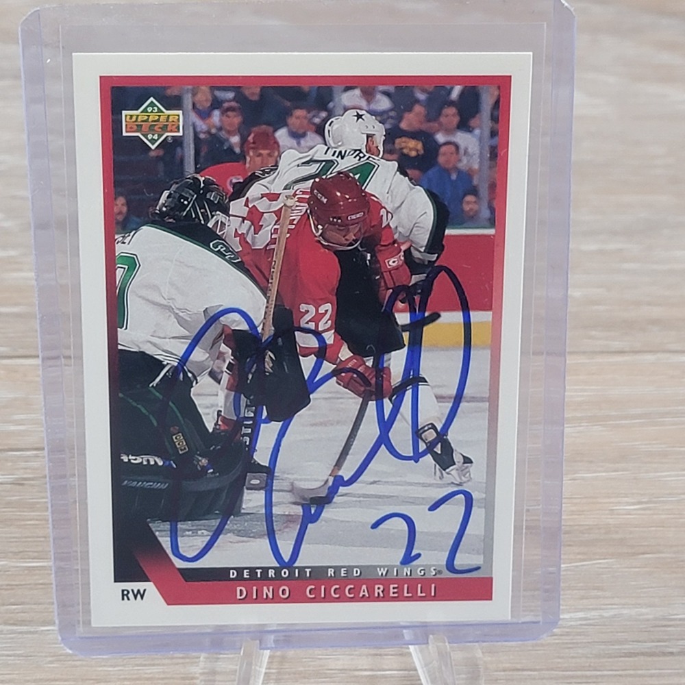 Dino Ciccarelli Signed Detroit Red Wings Autographed Hockey Card 1993 Upper Deck